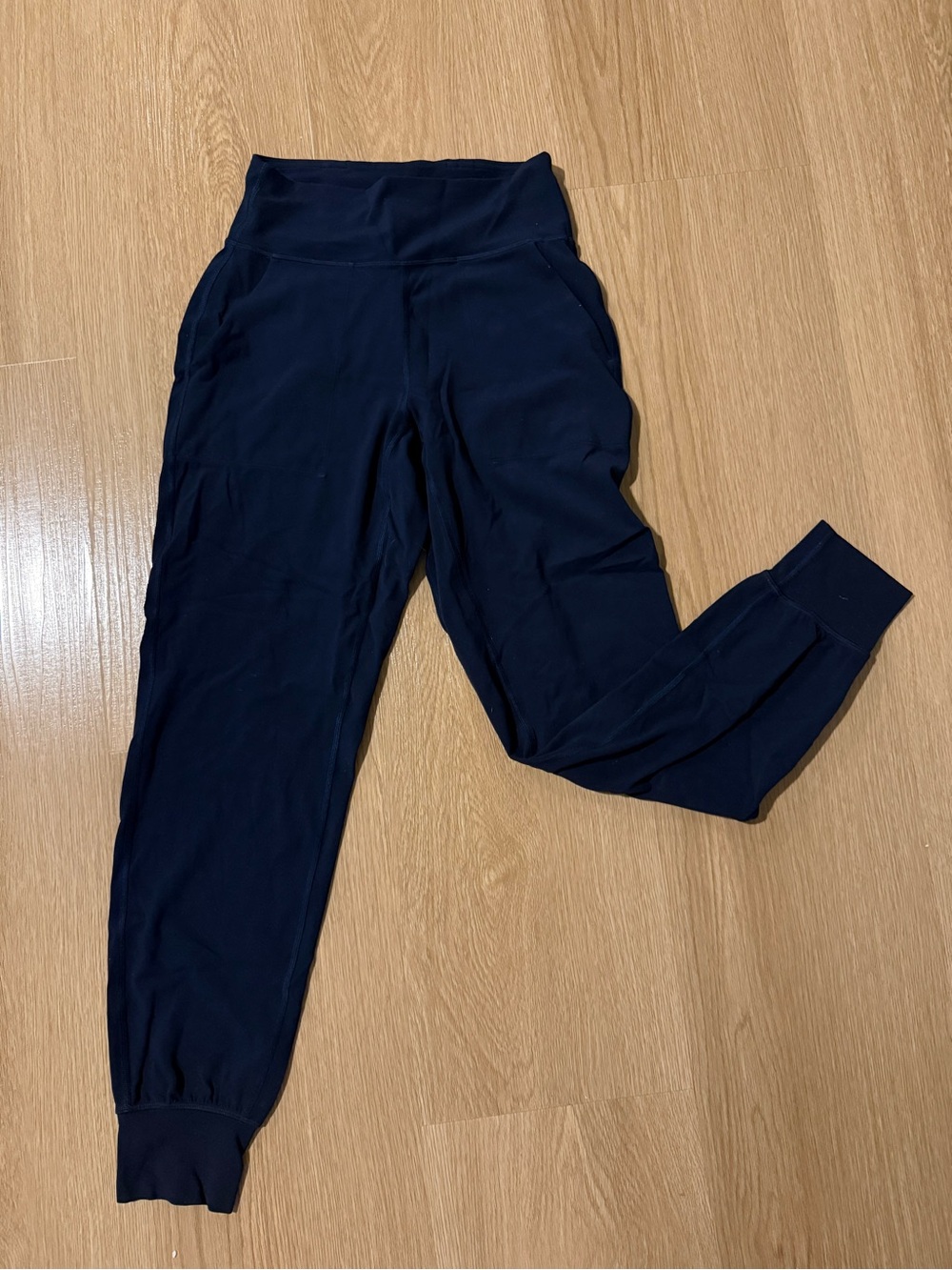 lululemon athletica Navy High-Rise Performance Leggings with pockets - Picture 2 of 7